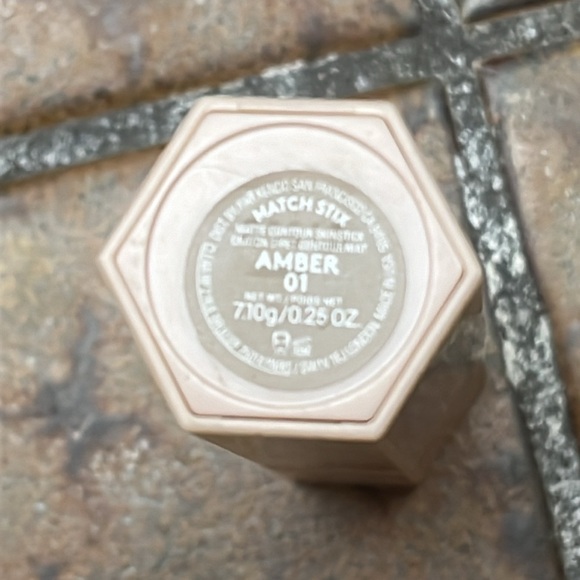 Fenty match stix - Picture 2 of 4